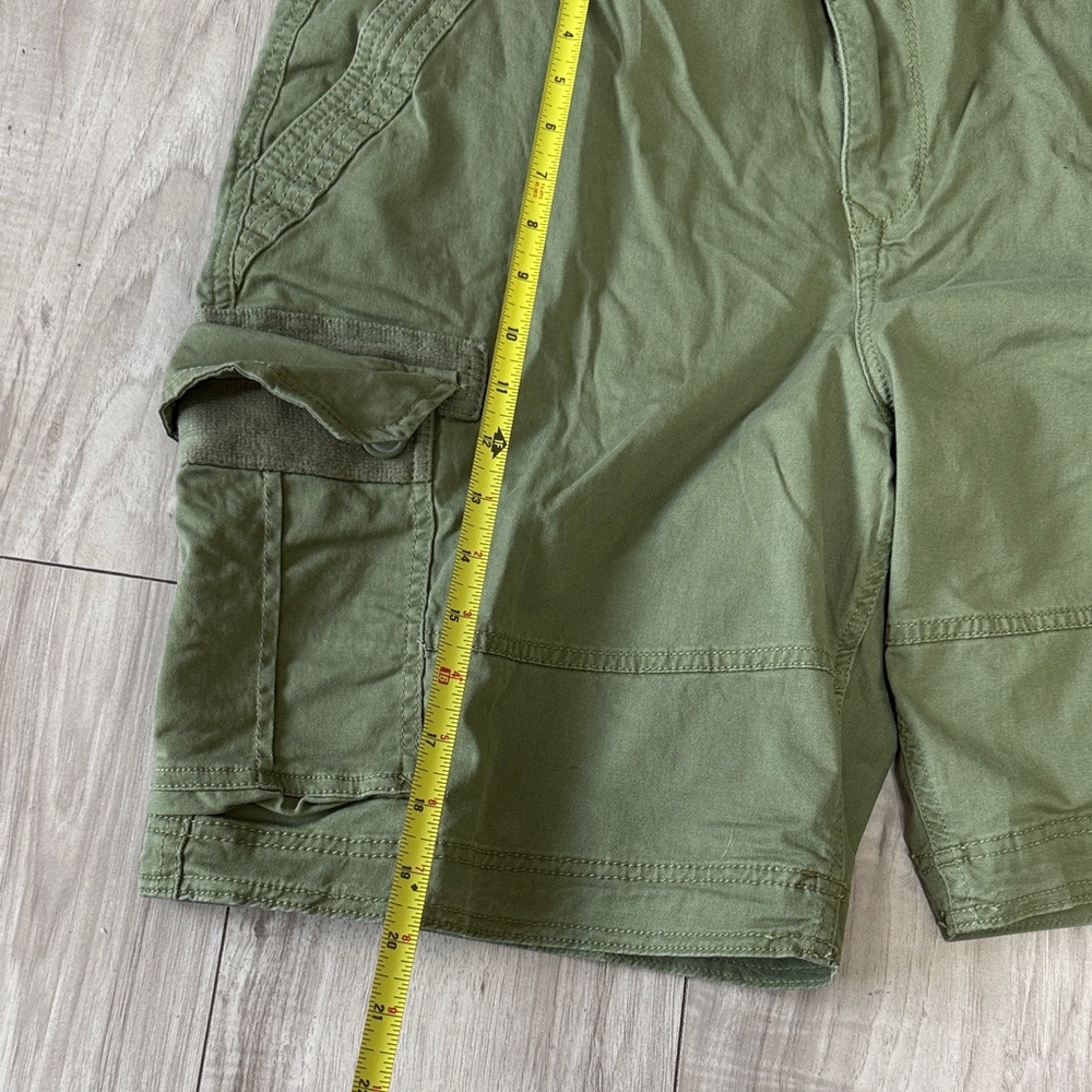 George Men Olive Cargo Shorts - Picture 5 of 12